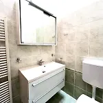 Artwoodresidence Apartment